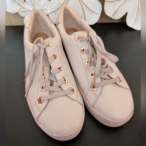 ✨ Michael Kors Women's Pink Sneakers